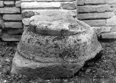 capitello tuscanico di colonna